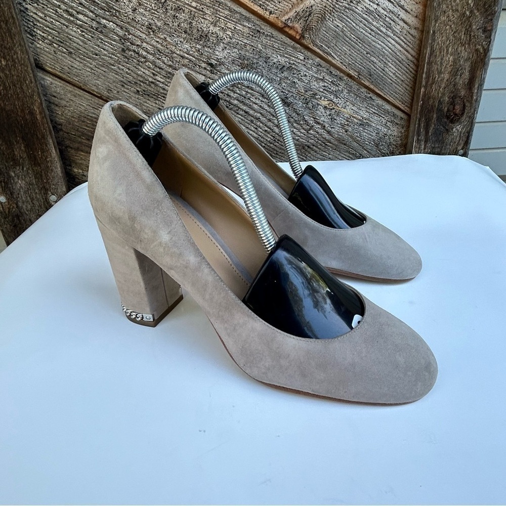 Michael Kors Sabrina Women Size 7 Chain Link Fawn Suede Platform Pump Shoe EUC
